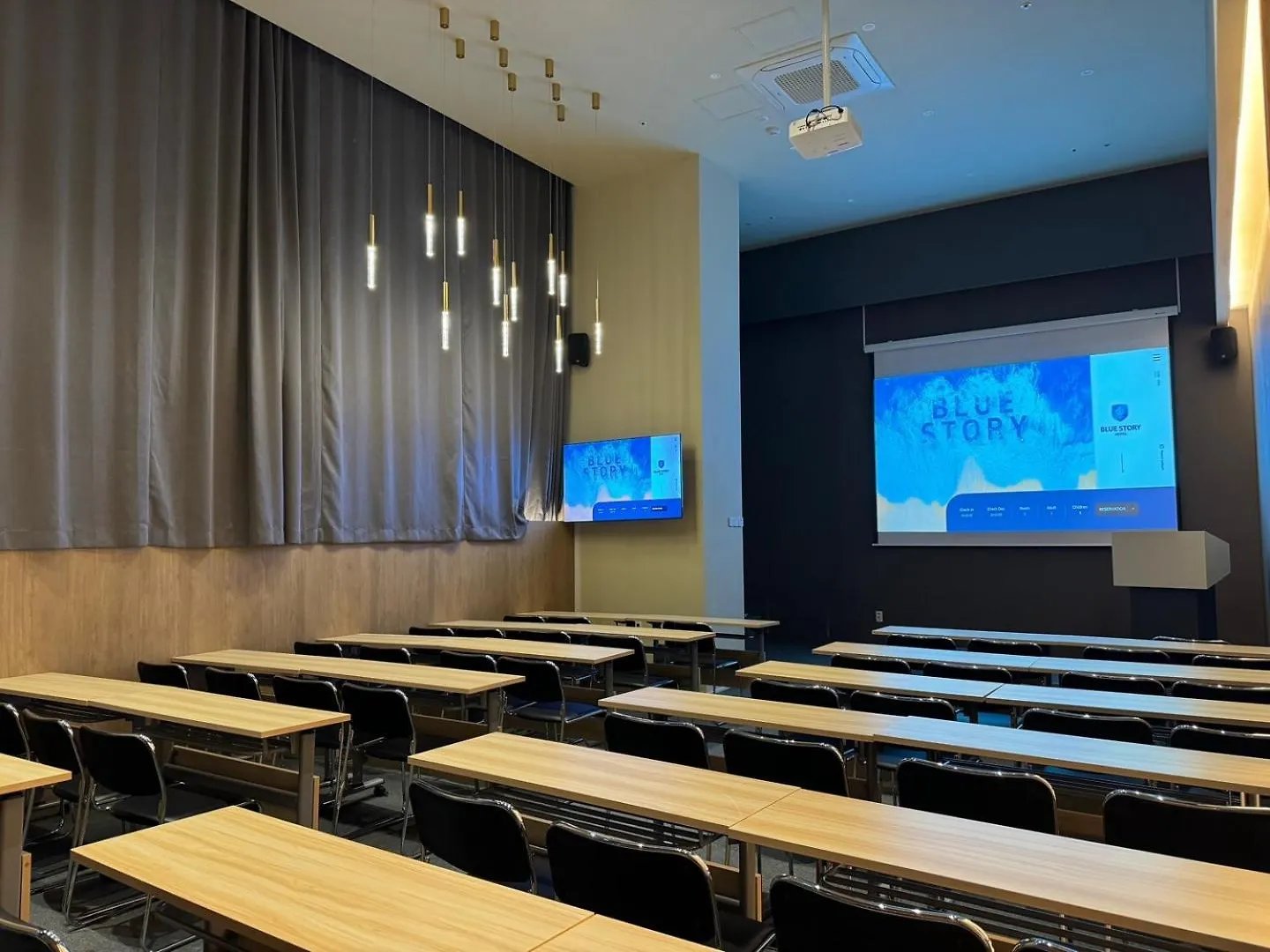 Haeundae Blue Story Hotel Busan 4*,  South Korea
